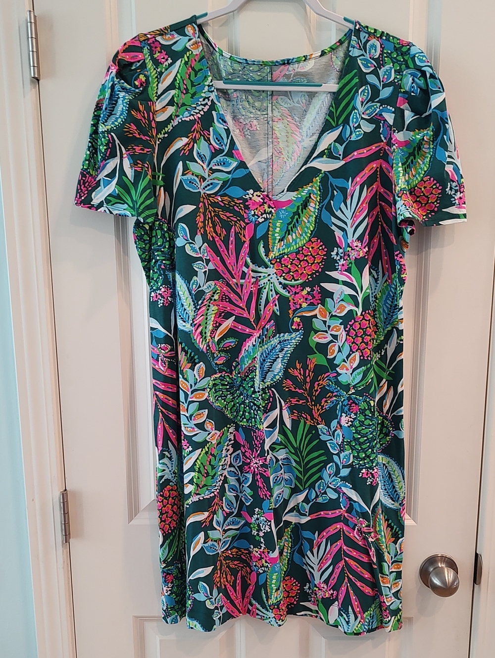 Lilly Pulitzer Green Tropical Print V-Neck Dress with Pink & Blue Accents